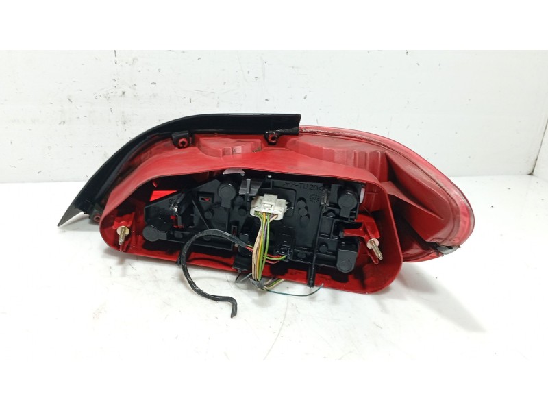 Recambio de piloto trasero izquierdo para peugeot 406 (8b) 2.0 hdi 110 referencia OEM IAM   