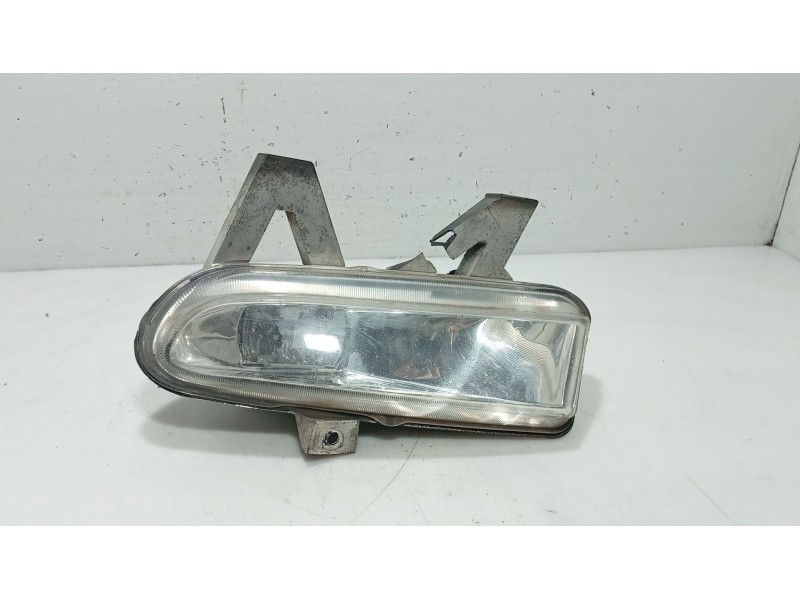 Recambio de faro antiniebla izquierdo para peugeot 406 (8b) 2.0 hdi 110 referencia OEM IAM   