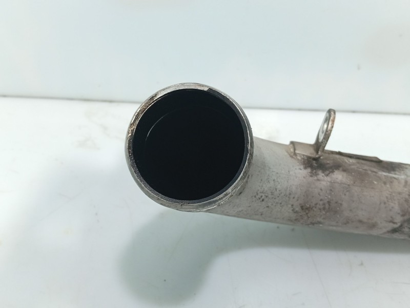 Recambio de tubo para ssangyong rodius i 2.7 xdi referencia OEM IAM   