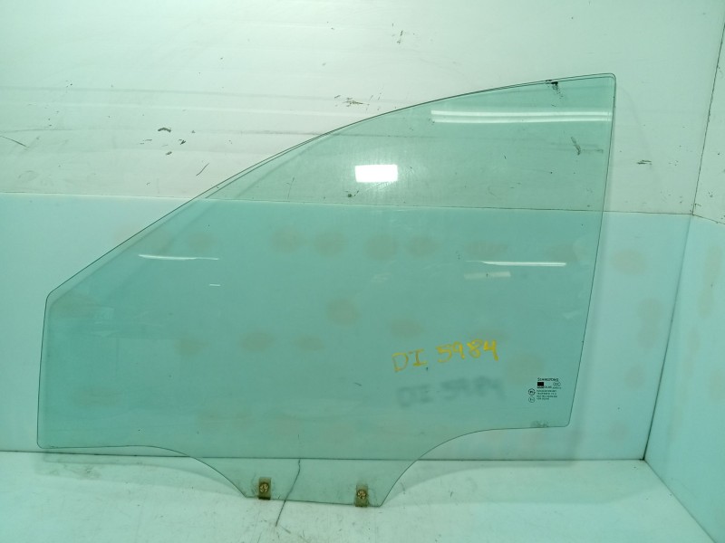 Recambio de luna delantera izquierda para ssangyong rodius i 2.7 xdi referencia OEM IAM 7231121010  