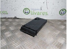 Recambio de no identificado para  referencia OEM IAM 8P0941561 COMPARTIMIENTO ALMACENAJE COMPROBADO  2