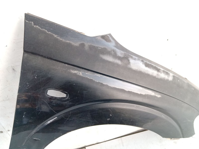 Recambio de aleta delantera derecha para ssangyong rodius i 2.7 xdi referencia OEM IAM   