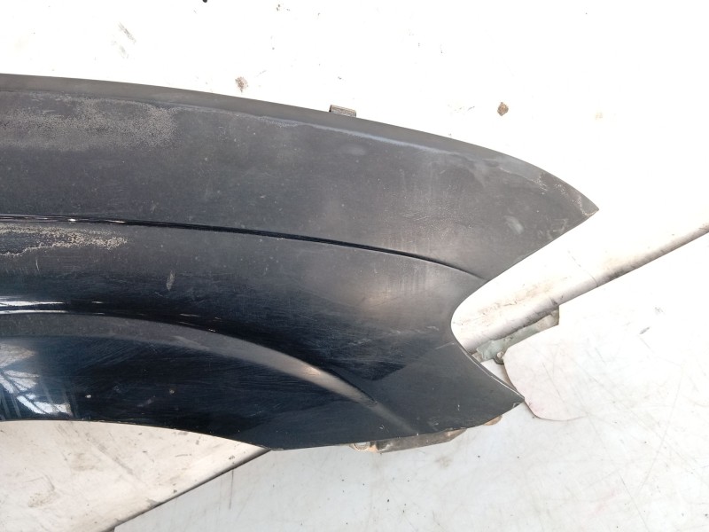 Recambio de aleta delantera derecha para ssangyong rodius i 2.7 xdi referencia OEM IAM   