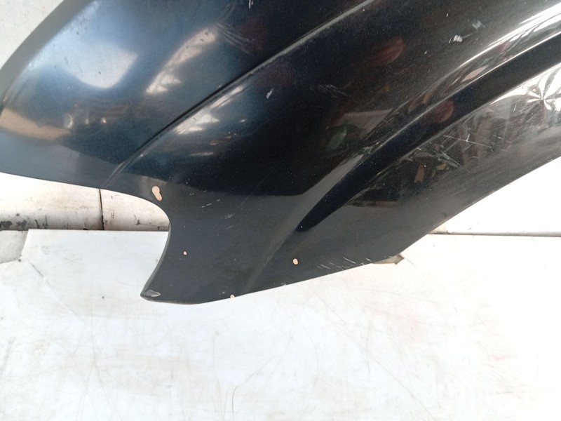 Recambio de aleta delantera izquierda para ssangyong rodius i 2.7 xdi referencia OEM IAM 5181121000  