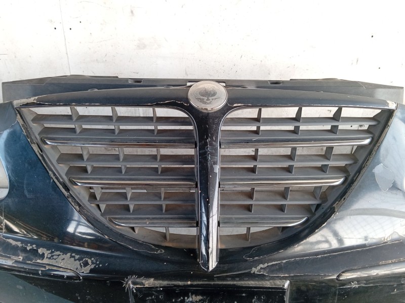 Recambio de paragolpes delantero para ssangyong rodius i 2.7 xdi referencia OEM IAM 7871A21200X  