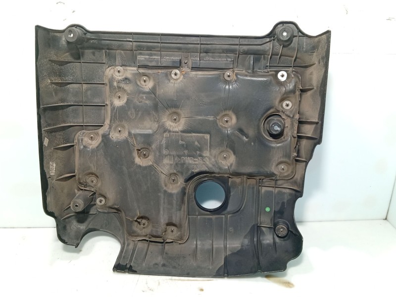 Recambio de tapa motor para ssangyong rodius i 2.7 xdi referencia OEM IAM   