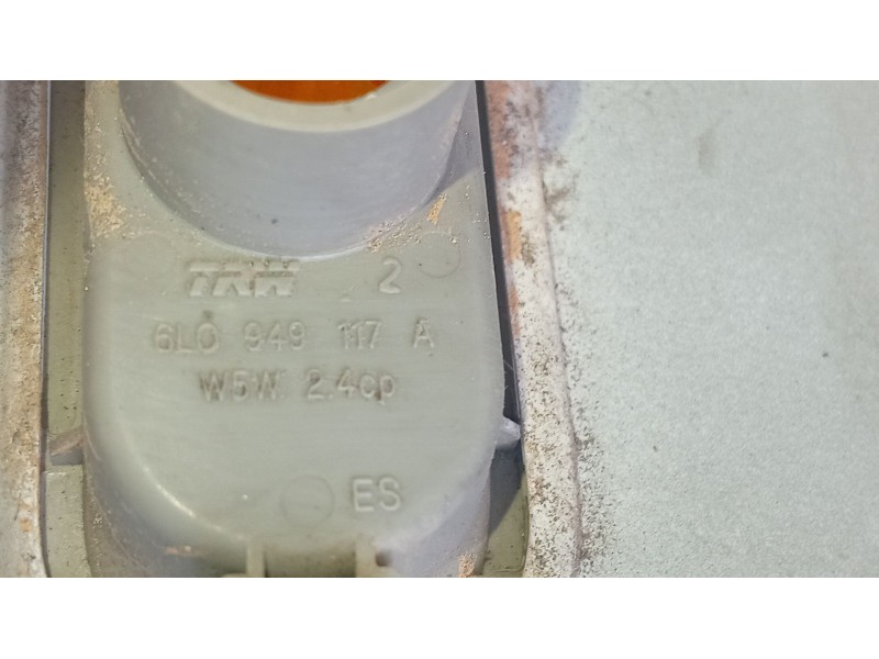 Recambio de aleta delantera derecha para seat ibiza iii (6l1) 1.4 16v referencia OEM IAM 6L0821022C  