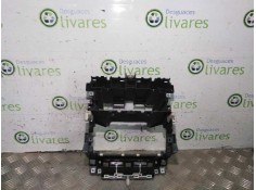 Recambio de no identificado para  referencia OEM IAM 8P0858005B CONSOLA CENTRL RADIO  2