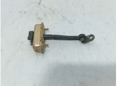 Recambio de retenedor puerta para ssangyong rodius i 2.7 xdi referencia OEM IAM   