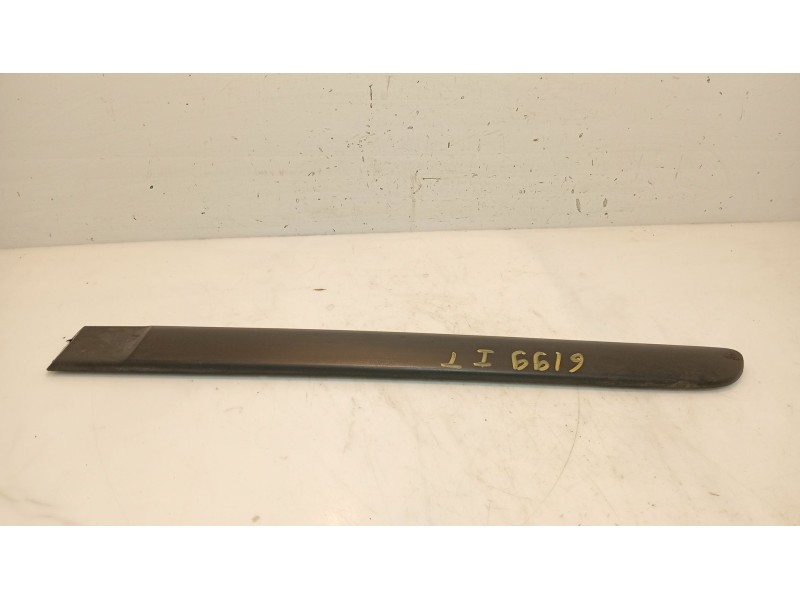 Recambio de moldura para citroën c3 i (fc_, fn_) 1.4 hdi referencia OEM IAM   