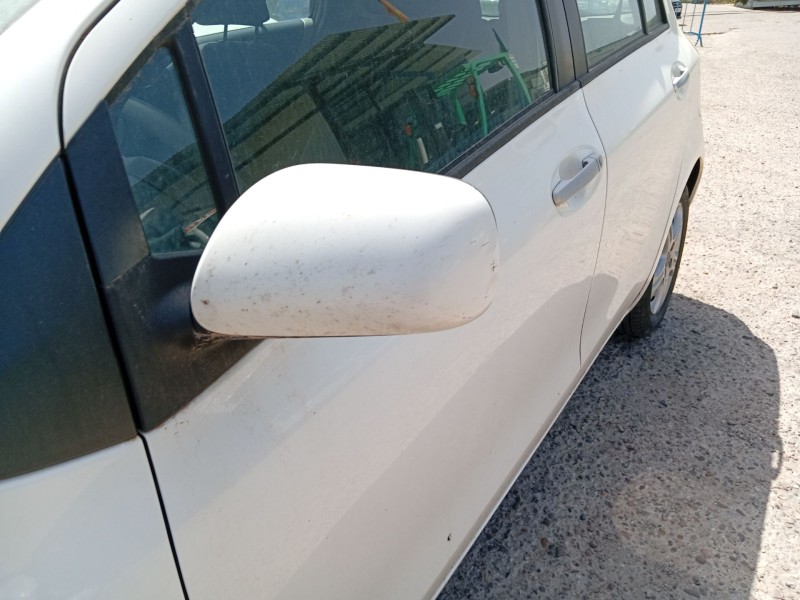 toyota yaris (_p9_) del año 2010