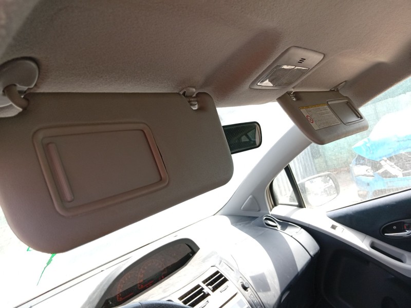 toyota yaris (_p9_) del año 2010