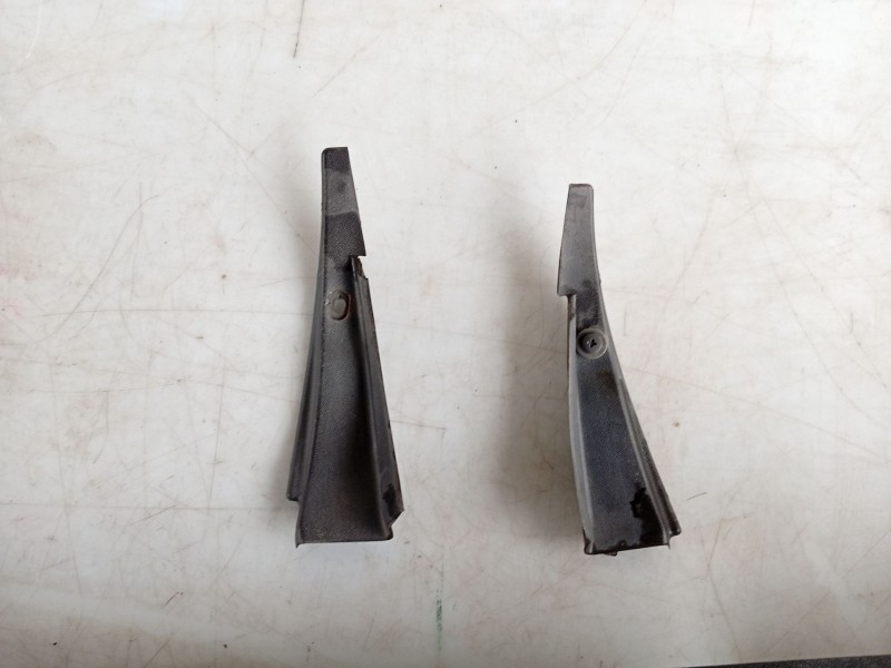 Recambio de moldura para mazda 6 hatchback (gh) 2.0 mzr-cd (gh14) referencia OEM IAM   