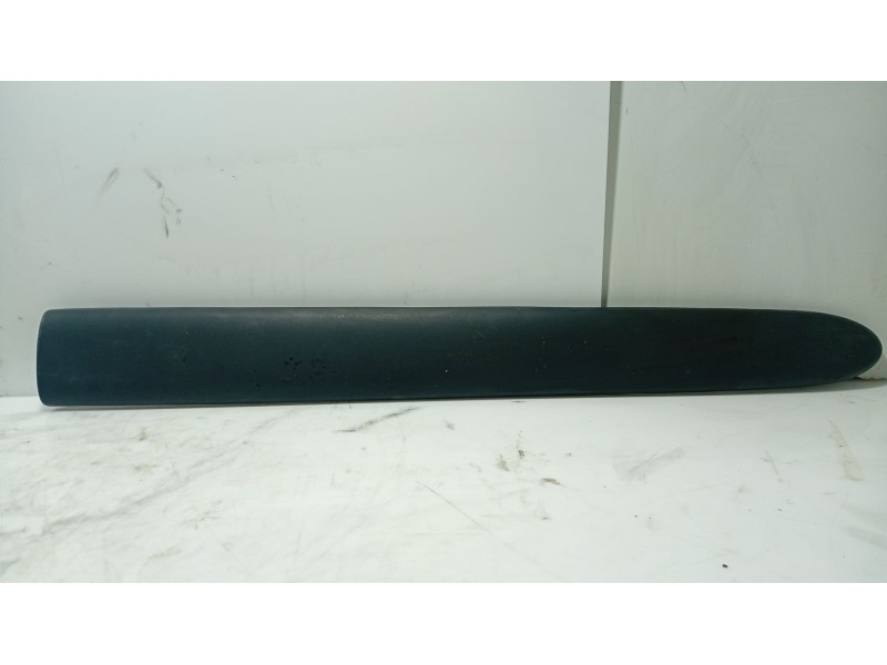 Recambio de moldura puerta delantera derecha para citroën xsara picasso (n68) 1.6 referencia OEM IAM   
