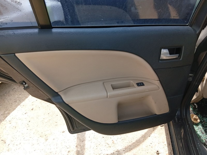 ford mondeo iii sedán (b4y) del año 2005