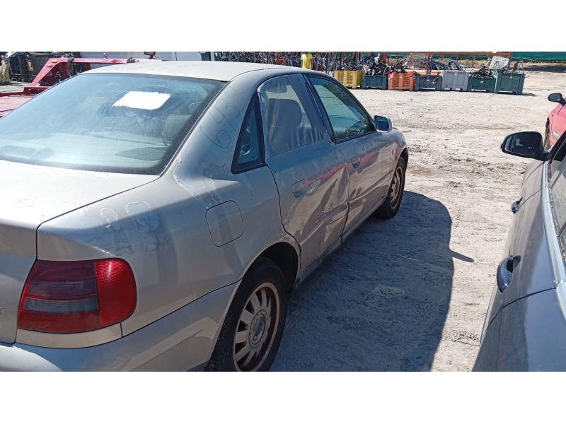audi a4 b5 (8d2) del año 2000