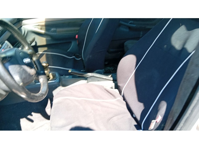 audi a4 b5 (8d2) del año 2000