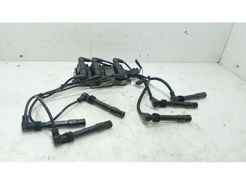 Recambio de bobina encendido para audi a4 b6 avant (8e5) 2.4 referencia OEM IAM 078905104A  