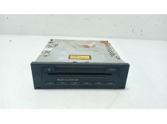 Recambio de sistema audio / radio cd para audi a4 b6 avant (8e5) 2.4 referencia OEM IAM    2