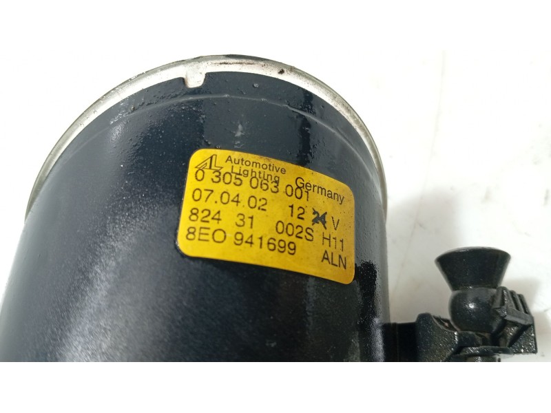 Recambio de faro antiniebla izquierdo para audi a4 b6 avant (8e5) 2.4 referencia OEM IAM 8E0941699B  