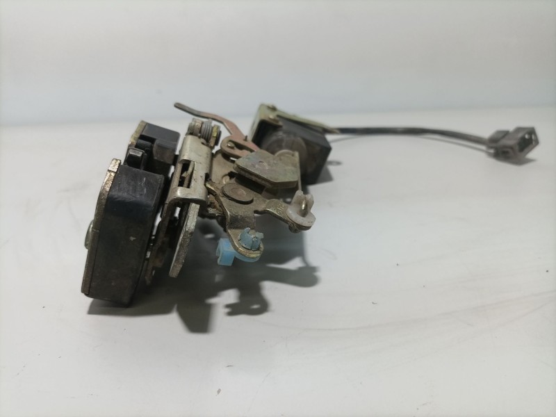 Recambio de cerradura puerta trasera derecha para skoda felicia berlina ( 791) glx referencia OEM IAM 6U0837014  