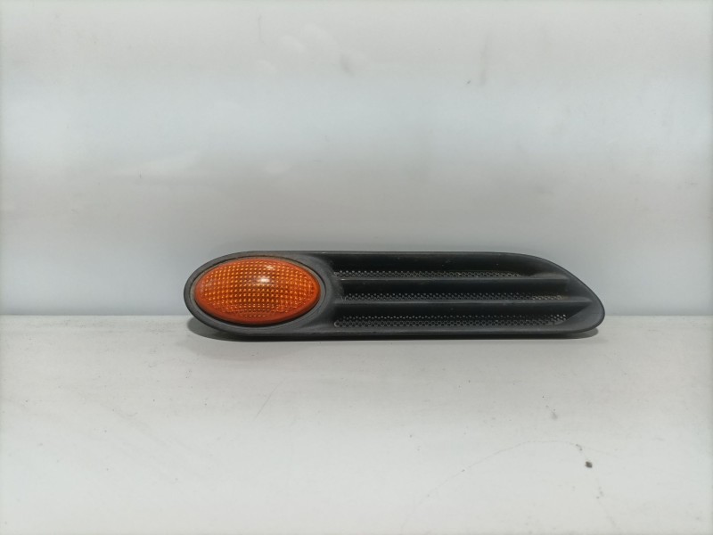 Recambio de piloto lateral derecho para mini mini (r50,r53) one referencia OEM IAM 63137166013  