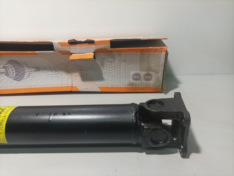 Recambio de cardan delantero para nissan serena c23m referencia OEM IAM TN-62-2300  