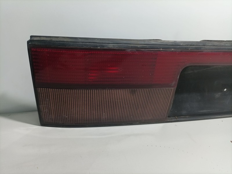 Recambio de piloto trasero central para renault 21 berlina (b/l48) referencia OEM IAM 770079297  