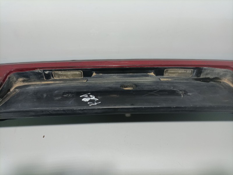 Recambio de piloto trasero central para renault 21 berlina (b/l48) referencia OEM IAM 770079297  