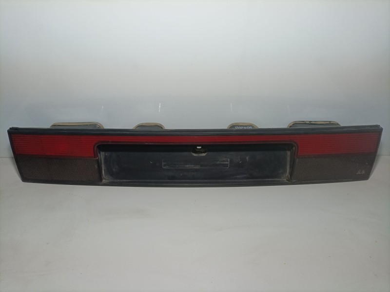 Recambio de piloto trasero central para renault 21 berlina (b/l48) referencia OEM IAM 7700792915  