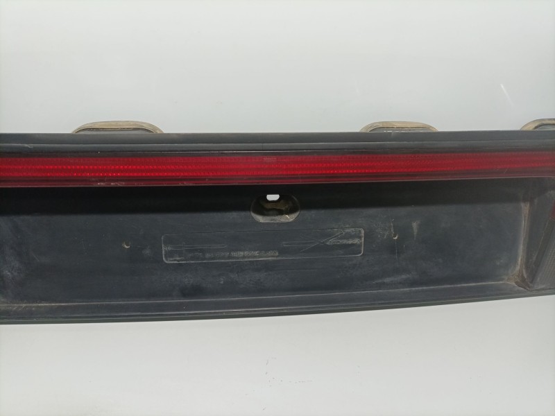 Recambio de piloto trasero central para renault 21 berlina (b/l48) referencia OEM IAM 7700792915  