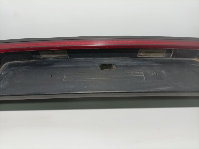 Recambio de piloto trasero central para renault 21 berlina (b/l48) referencia OEM IAM 7700792915  