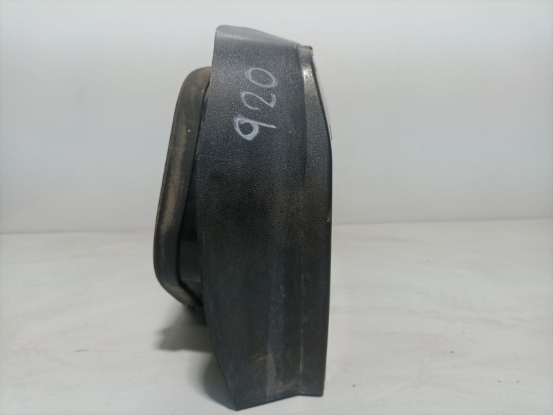 Recambio de piloto trasero derecho para renault 19 hatchback (b/c53) referencia OEM IAM ptdr19hb  