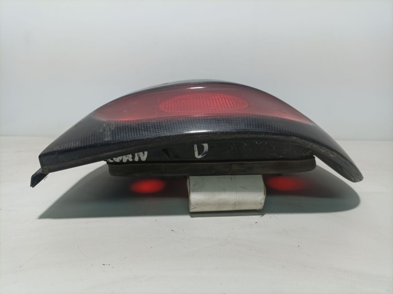 Recambio de piloto trasero derecho para renault megane i berlina hatchback (ba0) referencia OEM IAM 7701040646  