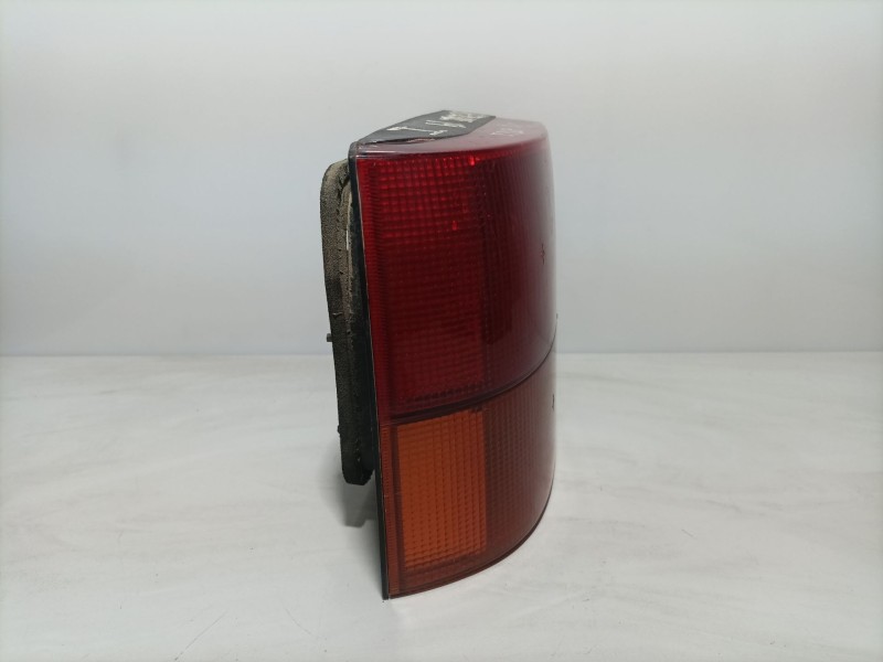 Recambio de piloto trasero izquierdo para renault 19 hatchback (b/c53) referencia OEM IAM ptir19  