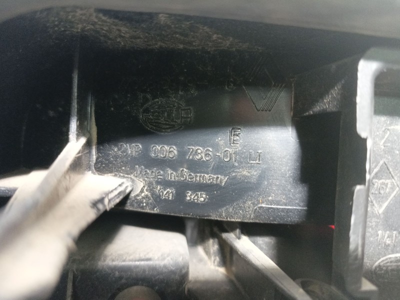 Recambio de piloto trasero izquierdo para renault 19 hatchback (b/c53) referencia OEM IAM   