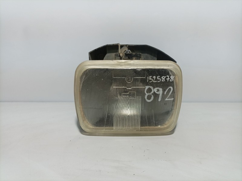 Recambio de faro derecho para renault express referencia OEM IAM 7R0188701  