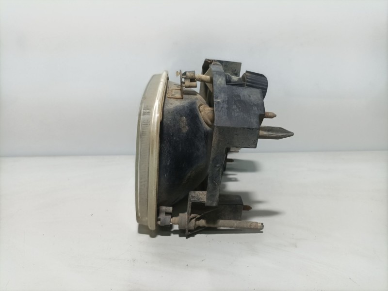Recambio de faro derecho para renault express referencia OEM IAM 7R0188701  