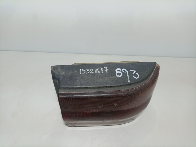 Recambio de piloto trasero derecho para renault 19 hatchback (b/c53) referencia OEM IAM ptdr19  