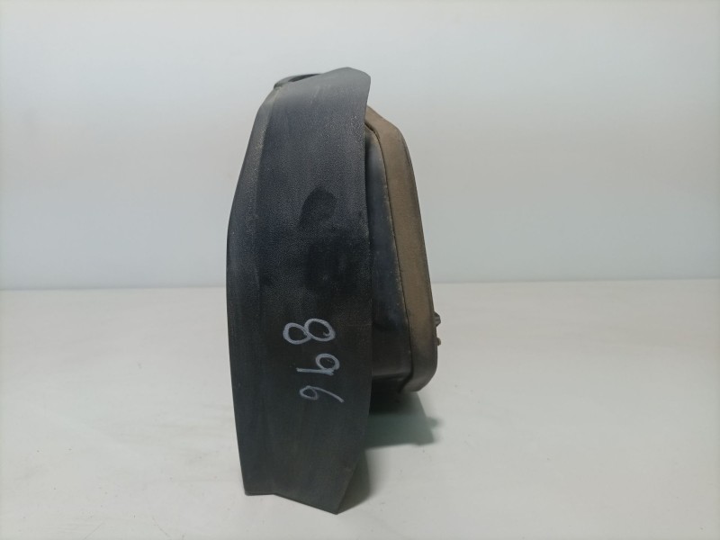 Recambio de piloto trasero izquierdo para renault 19 hatchback (b/c53) referencia OEM IAM ptir19  