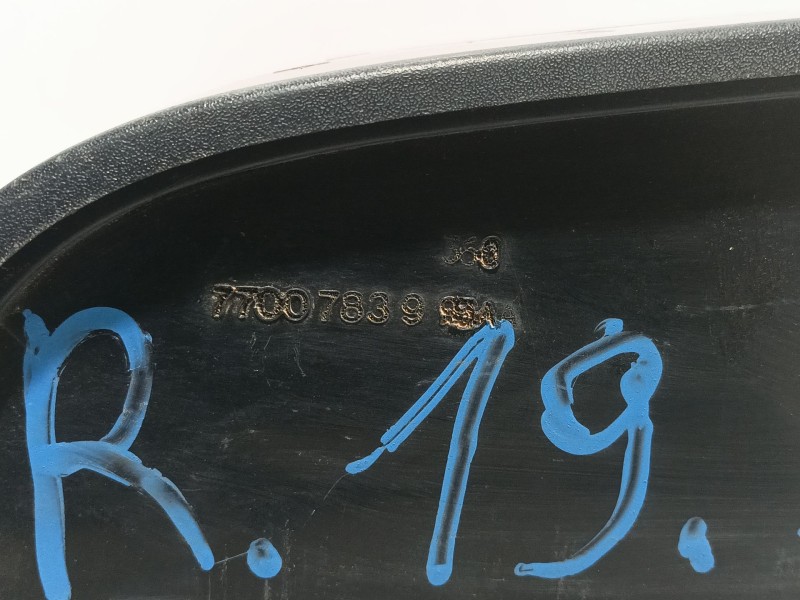 Recambio de piloto trasero izquierdo para renault 19 hatchback (b/c53) referencia OEM IAM ptir19  