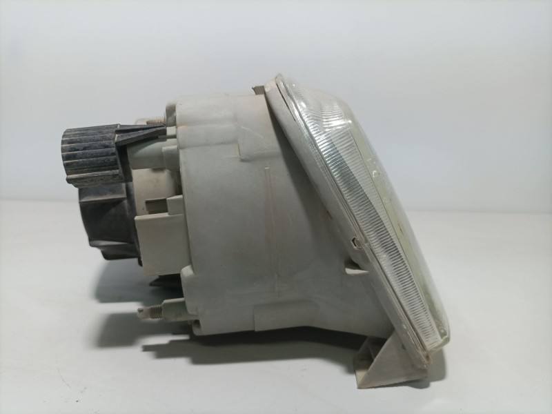 Recambio de faro derecho para renault 5 (b/c40) referencia OEM IAM 7700761345  