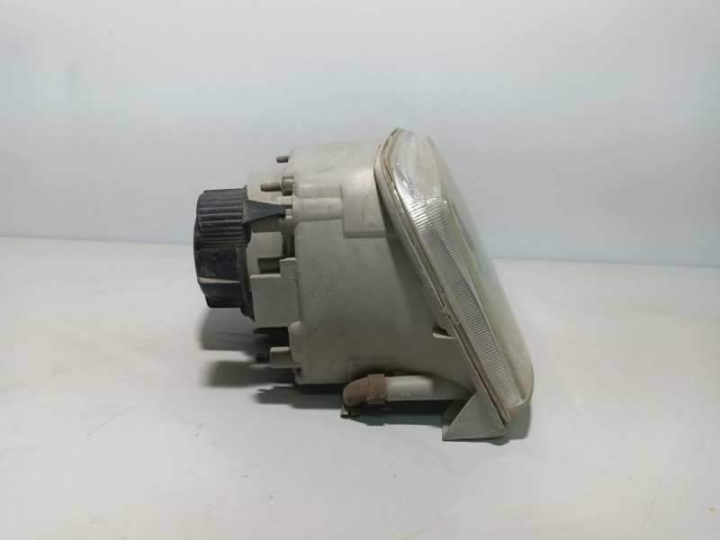 Recambio de faro derecho para renault 5 (b/c40) referencia OEM IAM 7700761345  