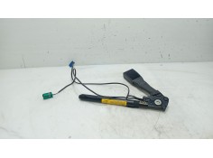 Recambio de anclaje cinturon delantero derecho para opel astra h twintop (a04) 1.8 (l67) referencia OEM IAM   