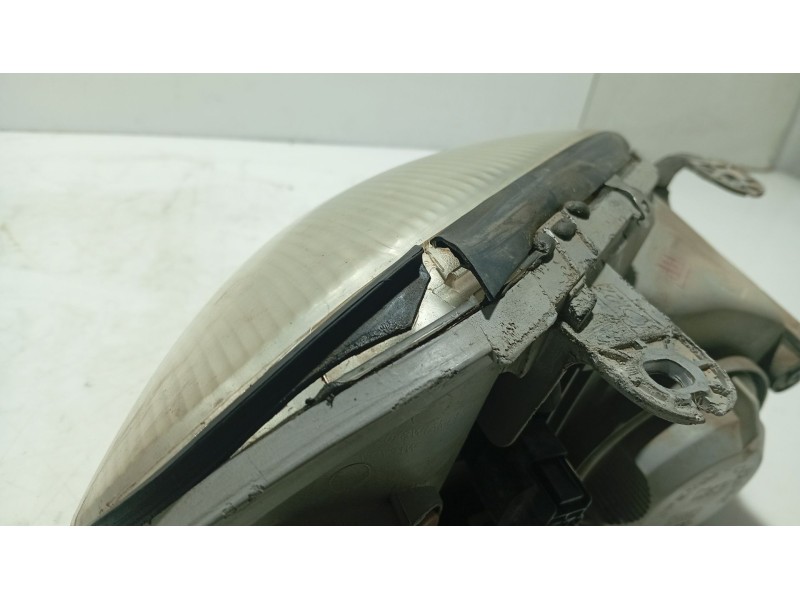 Recambio de faro izquierdo para daewoo lanos (klat) 1.5 referencia OEM IAM   