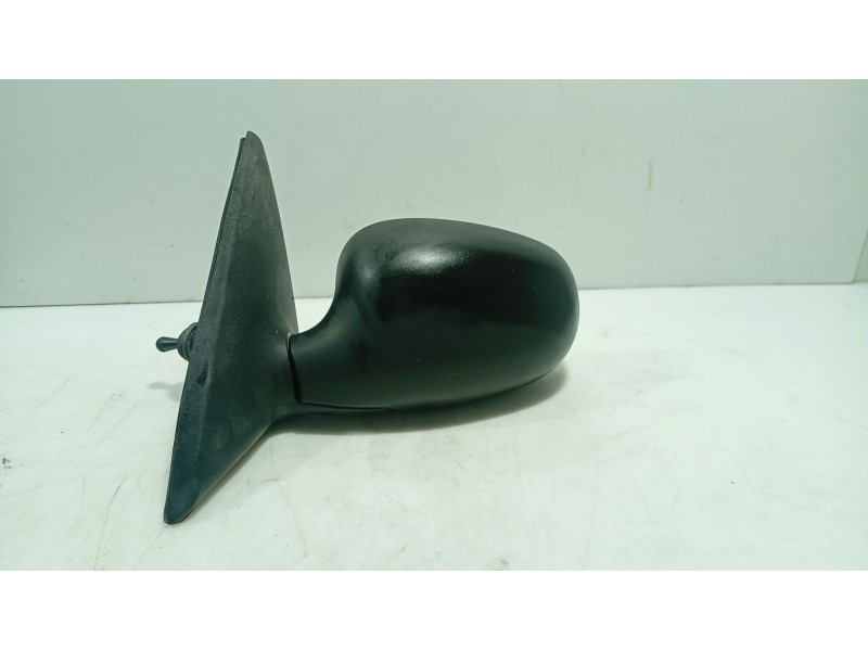 Recambio de retrovisor izquierdo para daewoo lanos (klat) 1.5 referencia OEM IAM   