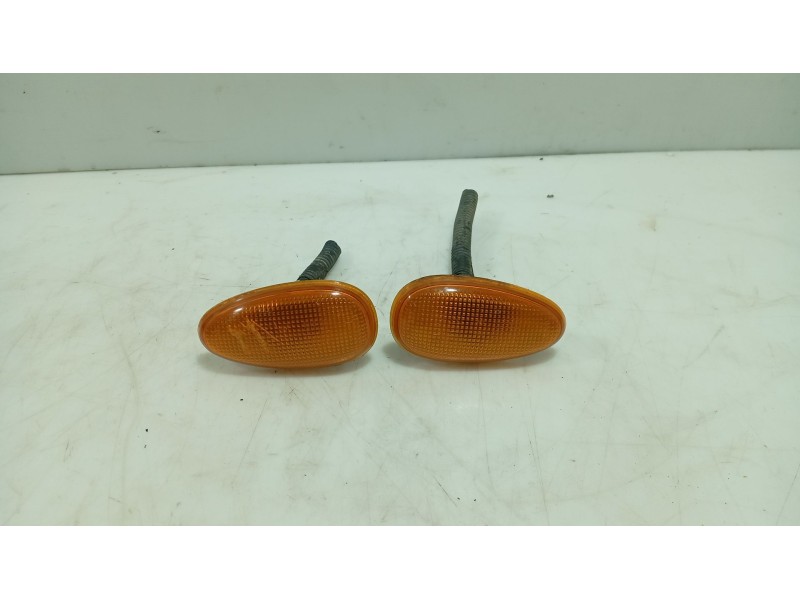 Recambio de piloto lateral izquierdo para daewoo lanos (klat) 1.5 referencia OEM IAM   