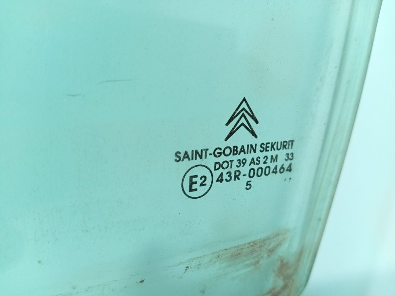 Recambio de luna delantera izquierda para citroën c2 (jm_) 1.4 hdi referencia OEM IAM 9201C5  