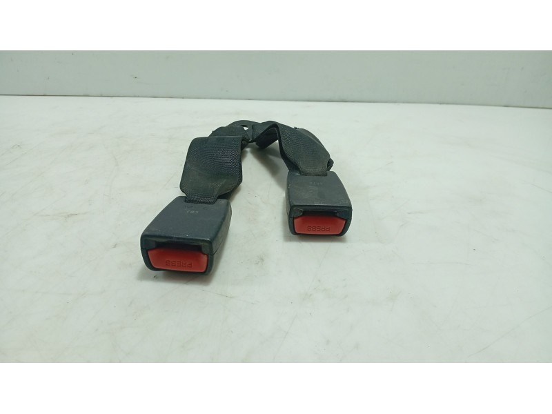 Recambio de anclaje cinturon trasero izquierdo para daewoo lanos (klat) 1.5 referencia OEM IAM   