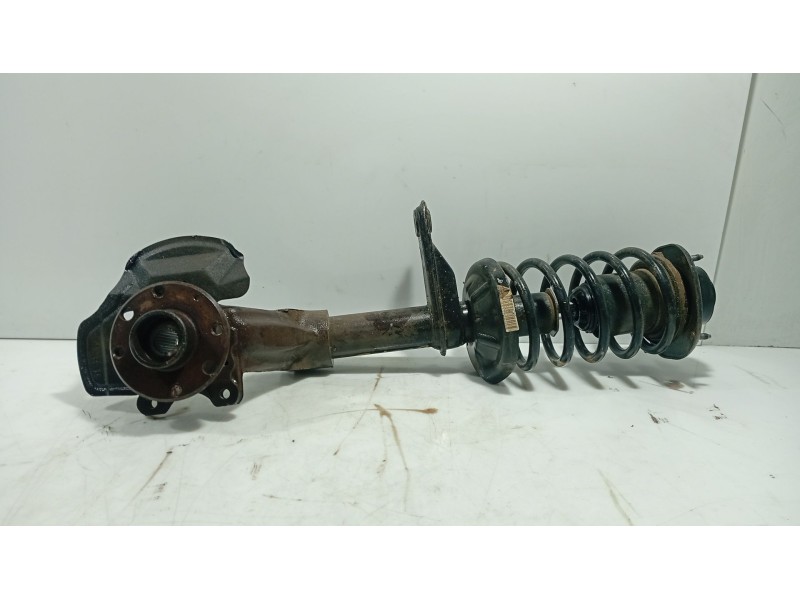 Recambio de mangueta delantera derecha para daewoo lanos (klat) 1.5 referencia OEM IAM   